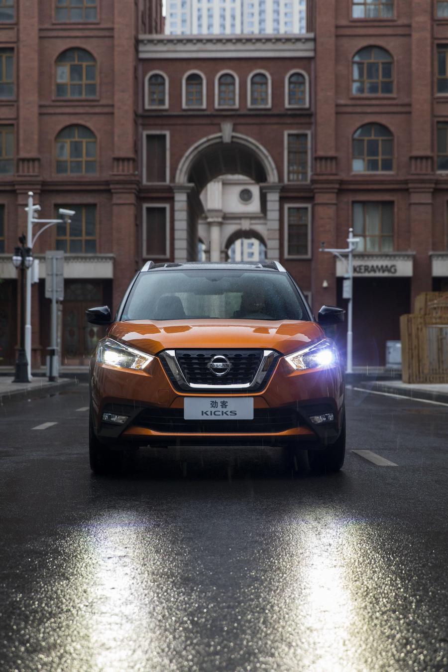  Nissan Kicks 2017 года  (CN) (фото 5 из 14)